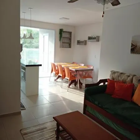 Apto novo, completo e super bem localizado-3